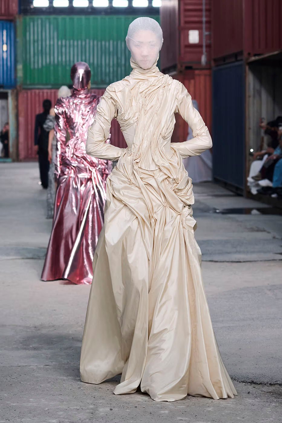 https hypebeast.com image 2026 04 01 maison margiela fw26 shanghai fashion week collection 029 2