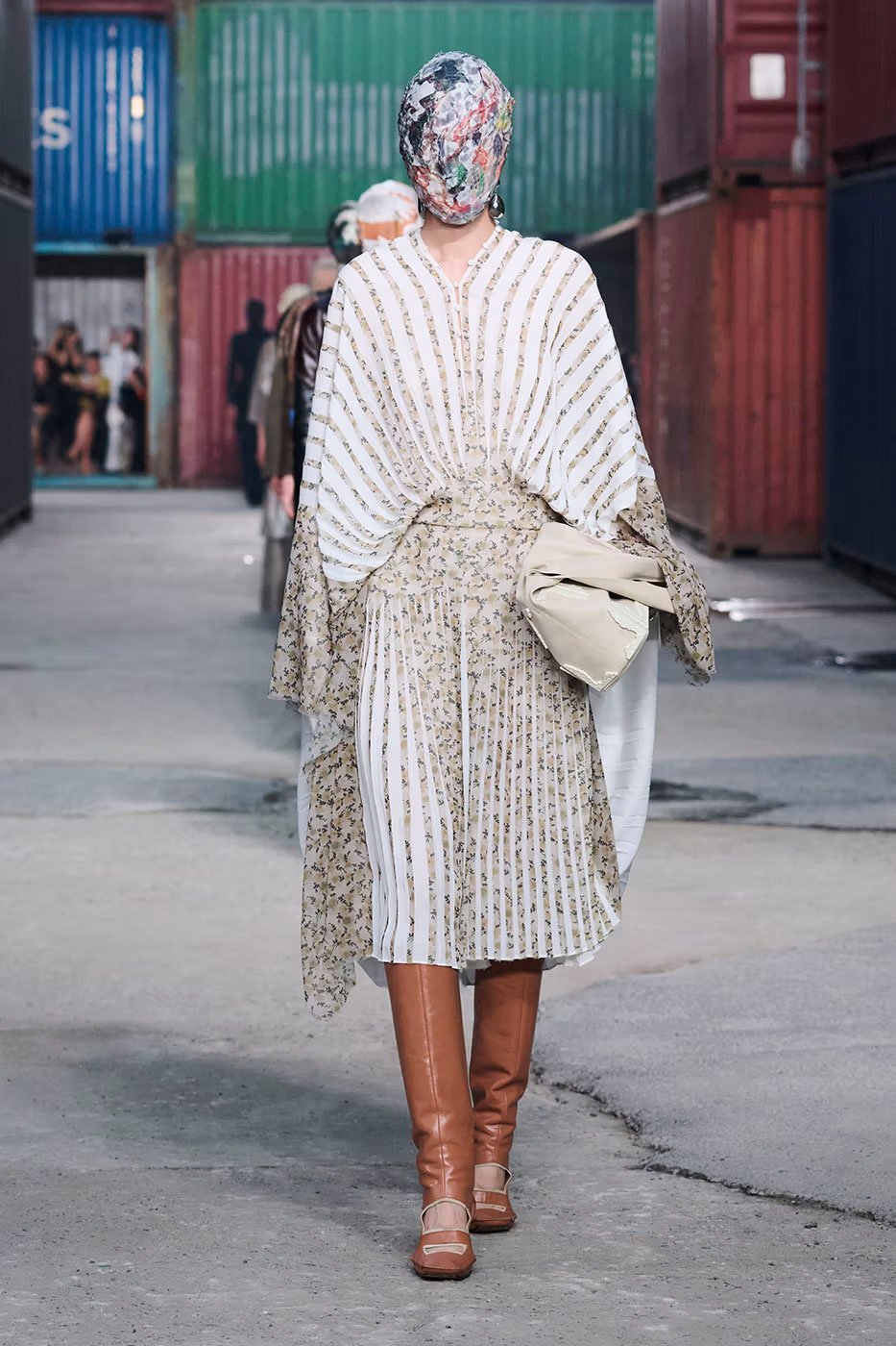 https hypebeast.com image 2026 04 01 maison margiela fw26 shanghai fashion week collection 044 2