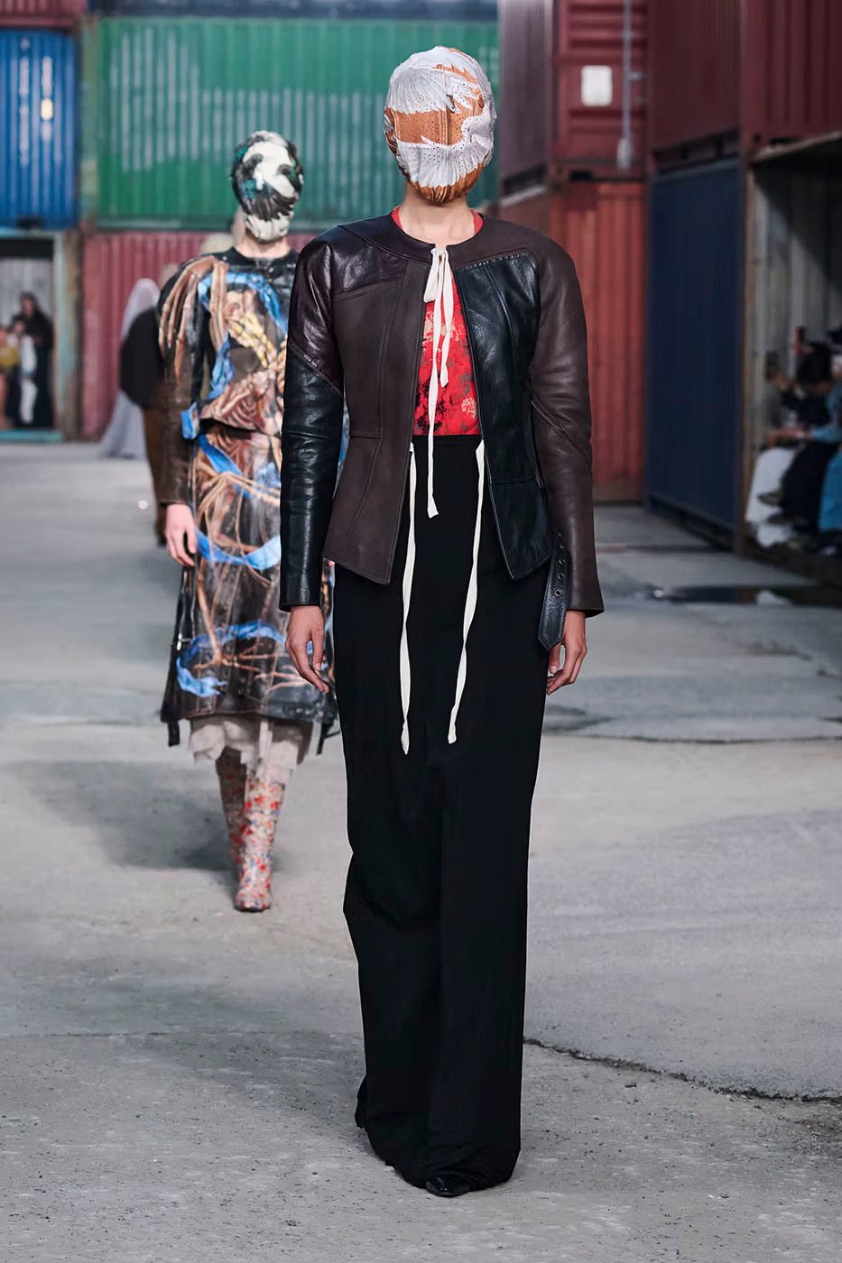https hypebeast.com image 2026 04 01 maison margiela fw26 shanghai fashion week collection 045 2