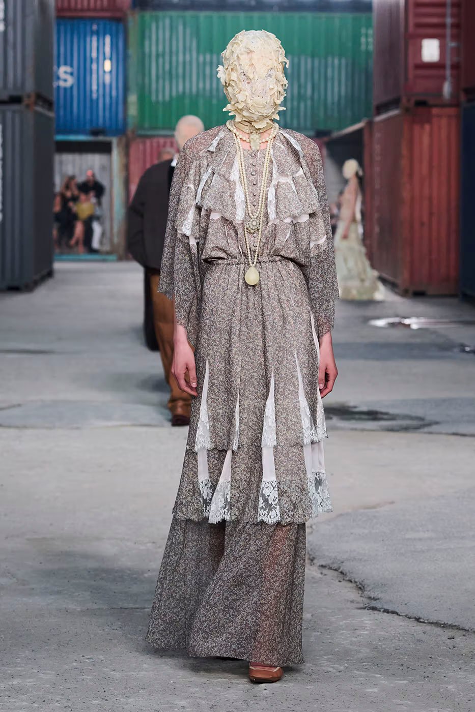https hypebeast.com image 2026 04 01 maison margiela fw26 shanghai fashion week collection 048 2