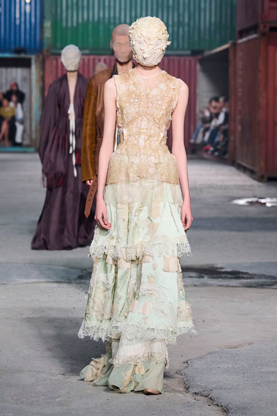 https hypebeast.com image 2026 04 01 maison margiela fw26 shanghai fashion week collection 052 3