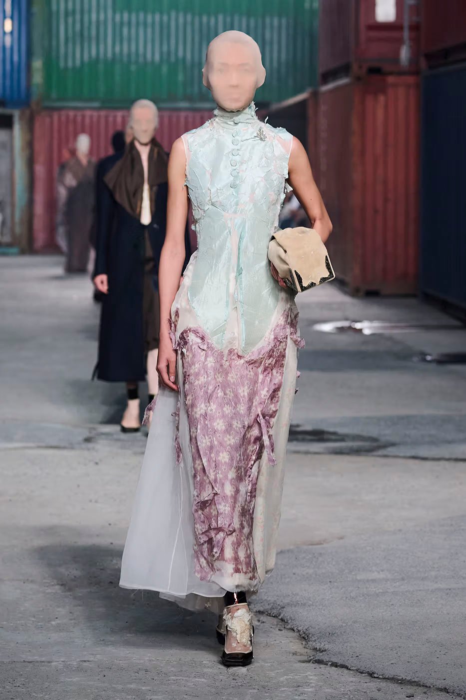 https hypebeast.com image 2026 04 01 maison margiela fw26 shanghai fashion week collection 055 2