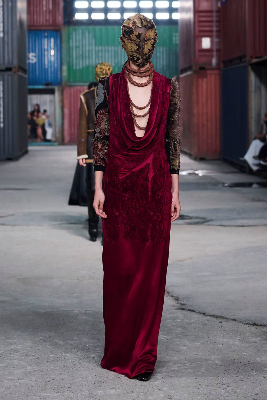 https hypebeast.com image 2026 04 01 maison margiela fw26 shanghai fashion week collection 064 2