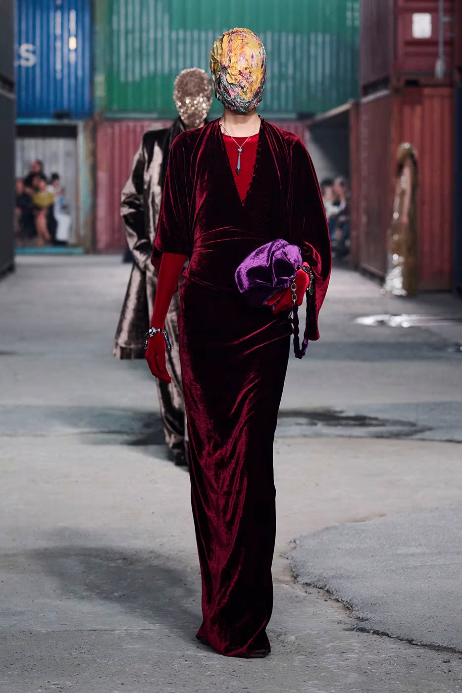 https hypebeast.com image 2026 04 01 maison margiela fw26 shanghai fashion week collection 069 2