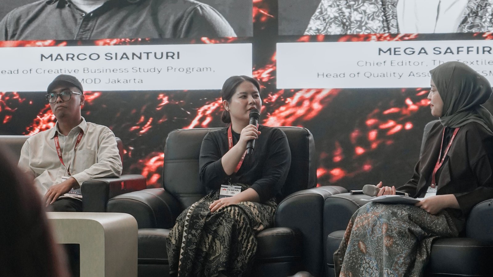 The Textile Map x ESMOD Jakarta di Indo Intertex-Inatex 2026: Menyiapkan Pelaku Industri Kreatif Masa Depan dengan Literasi Tekstil (Marco Sianturi, Tatang Khalid, Stella Budiarjo, Mega Saffira)