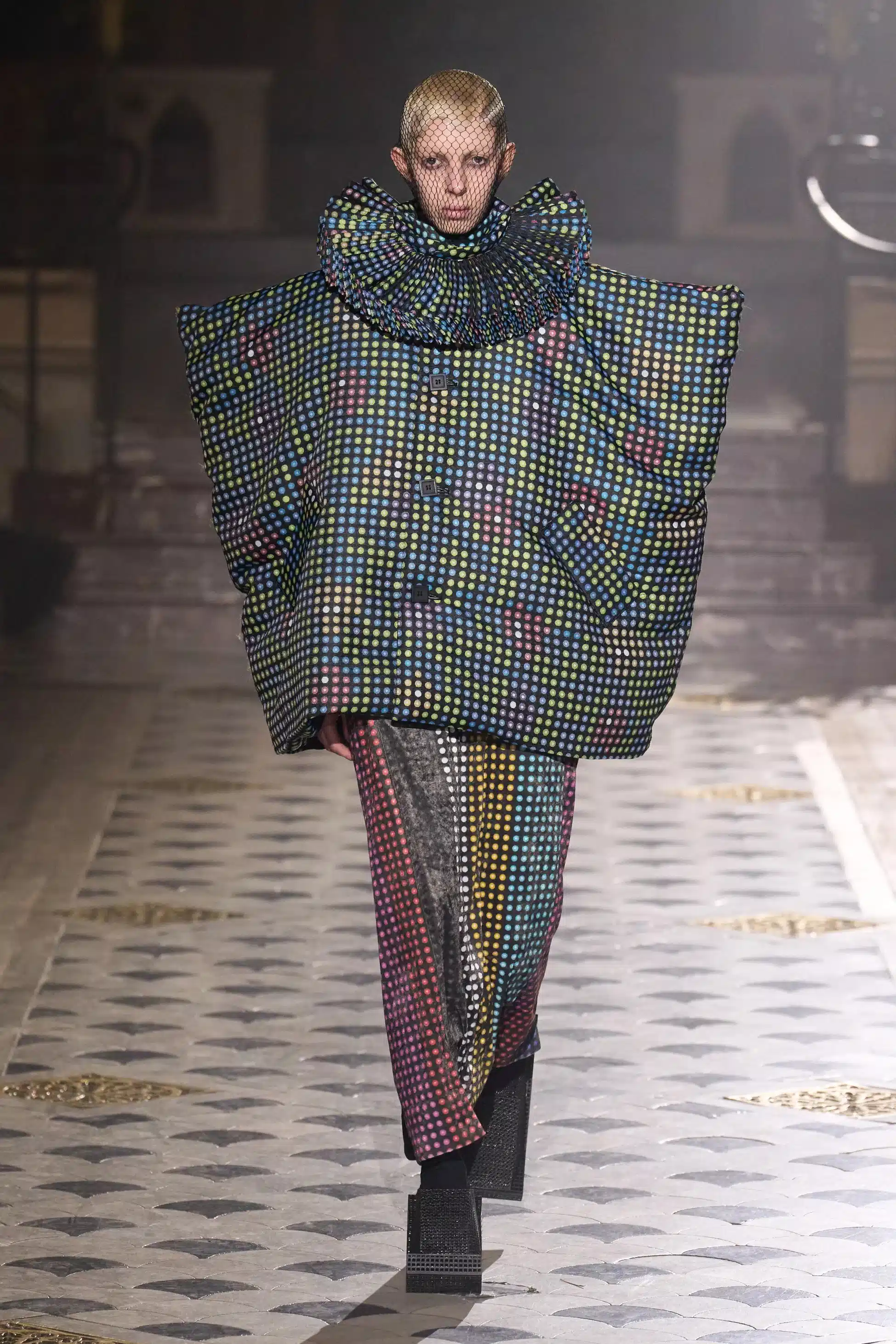 ANREALAGE SCREEN Autumn/Winter 2025-26, look 5 of 26