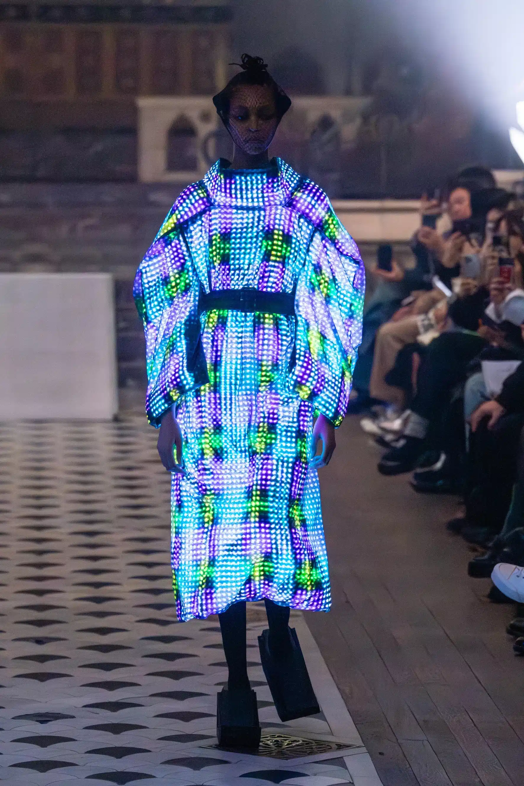 ANREALAGE SCREEN Autumn/Winter 2025-26, look 20 of 26